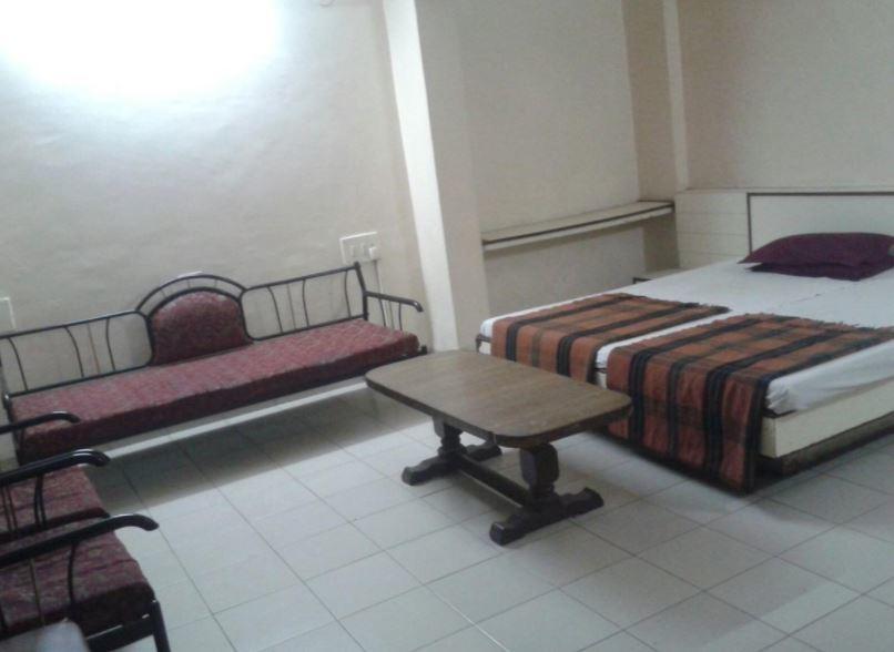 Hotel Sant Plaza 印多尔 外观 照片